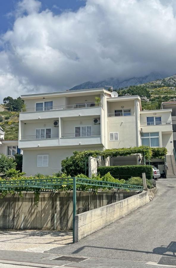 Apartment Lijana Sea View Tucepi Exterior photo