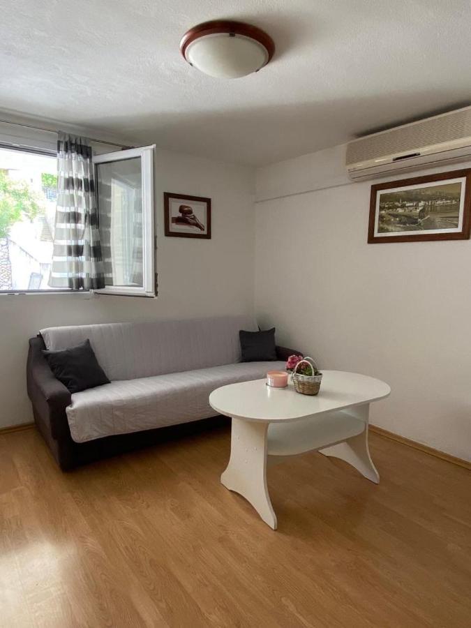 Apartment Lijana Sea View Tucepi Exterior photo